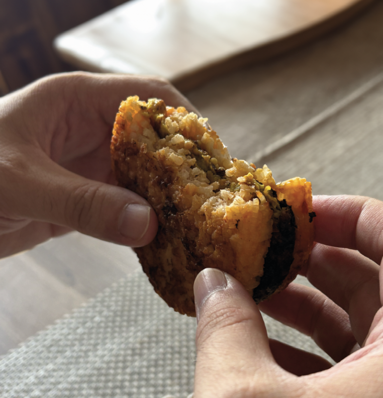 Le petitRy — sandwich de riz safrané individuel